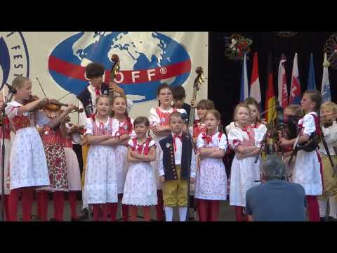 MFF Plzeň 2023 - Dětský pořad, č.2/8 - DFS MALÝ METELÁČEK (Plzeň)