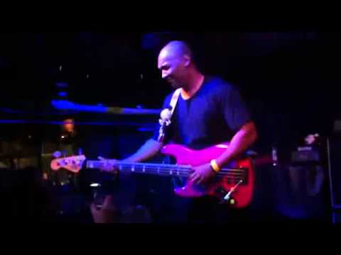 MARK WHITE BASS SOLO