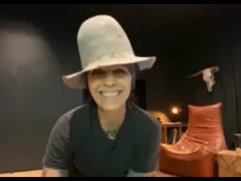 Linda Perry on the Hear and Now | New York Live TV