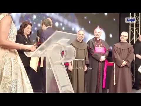 أبرزهم هاني شاكر.. لحظة تكريم نجوم الفن في مهرجان المركز الكاثوليكي للسينما