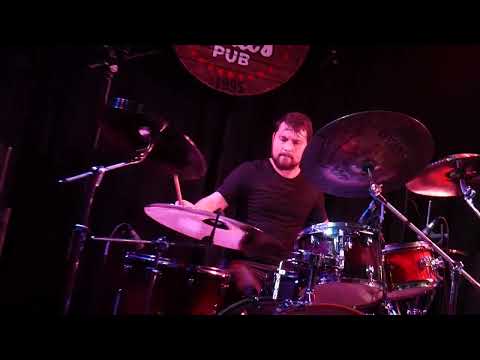 FLAGMAN - JERRY WAS A RACECAR DRIVER (PRIMUS COVER) LIVE !!