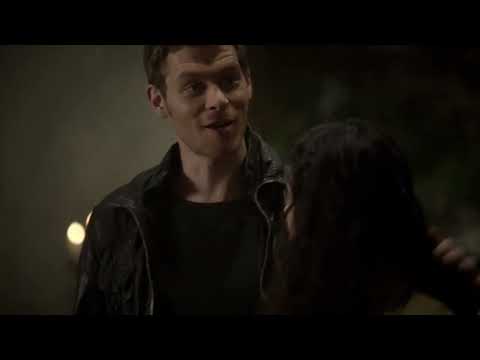 Sophie stabbed Klaus with Papa Tunde's blade  |  The Originals #50