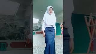 Download lagu goyang rok ketat smp mp3 Download lagu goyang rok ketat smp mp3