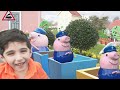 Grandpa Pig S Little Train At Peppa Pig World
