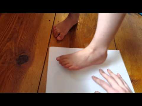 How to Measure Your Foot for Custom Sock Fit using the Fish Lips Kiss heel method