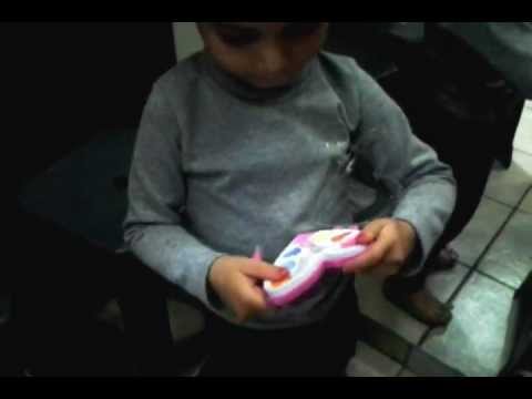 Maricotinha em pura vaidade!  :)