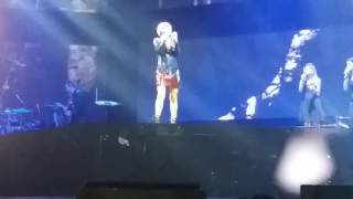 Alessandra amoroso appartenente "Acireale 21/10/16"