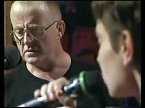 In This Heart - Sinéad O'Connor and Christy Moore (Daily Motion - Probably 1994/1995)