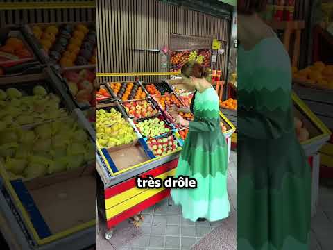 Cette Robe N’Arrêtait Pas De Danser! 🤯
