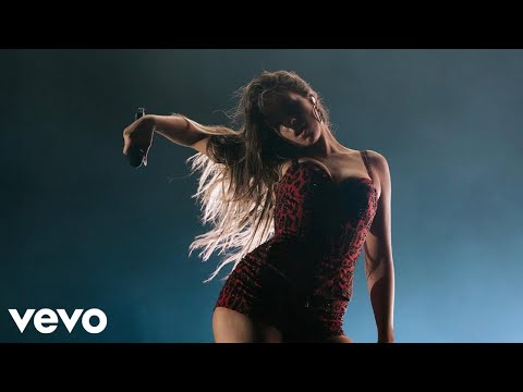 Tate McRae - "You Broke Me First + run for the hills” (Live From Lollapalooza Brasil 2025) - [4KUHD]