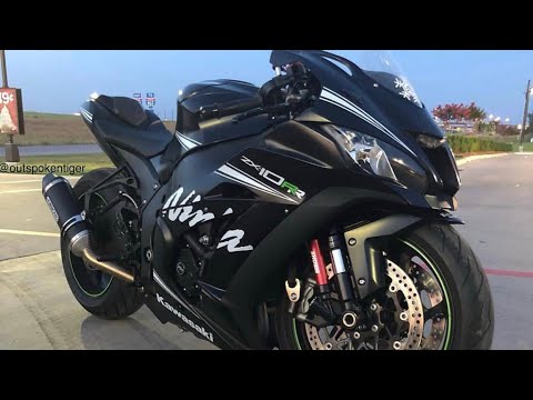 17 Yamaha R1M vs 17 Kawasaki ZX10RR - MR. 10RR Is Back 😎