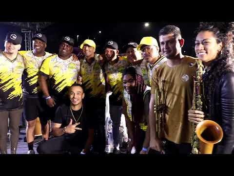 Festa de 17 Anos - Samba no Asfalto