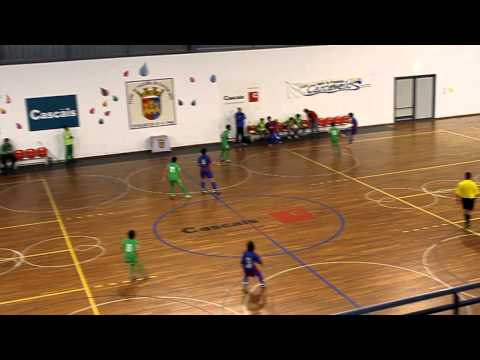 Sassoeiros-2  Caxienses-8 em 3-12-2011 7.MOV