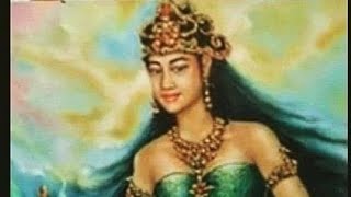 Download lagu Tari Bedhaya Kandjeng Ibu Ratu Kidul Pantai Selatan dan Lirik mp3