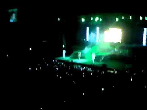 110618 2AM - 죽어도 못보내 @ Jakarta Fantastikpop Festival 2011