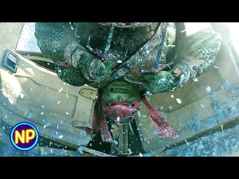 Raphael Saves His Brothers | Teenage Mutant Ninja Turtles (2014)