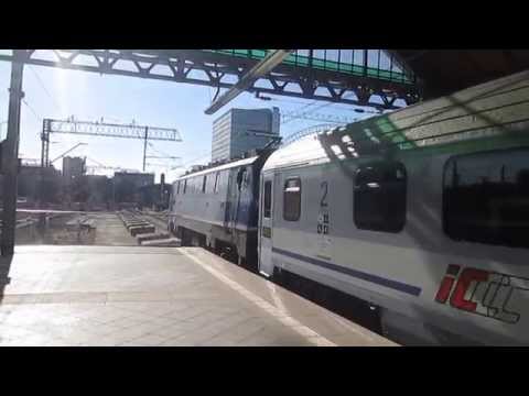 EP09-010 (EU: 150 020-2) z iC 38104 "ŚWiATOWiD" (KR.GŁ.-SZCZ.GŁ.) - start z WR.GŁ.