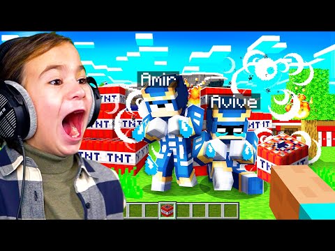 KLEINER JUNGE spielt MINECRAFT auf der YOUTUBER INSEL! 😂 (eskaliert komplett)