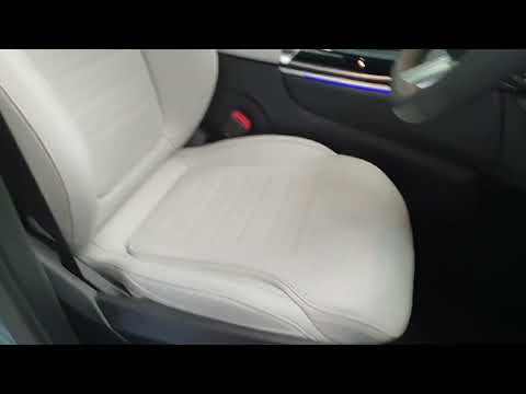 Mercedes-Benz GLC GLC 220 D 4MATIC AMG Line Night - Image 2