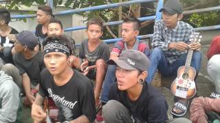 Download lagu SUPERIOTS - Kekasih Tolol mp3