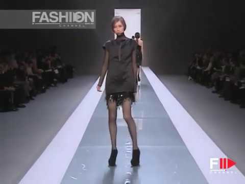 Fashion Show "Akris" Autumn Winter 2007 2008 Pret a Porter Paris 3 of 3 by Fashion Channel