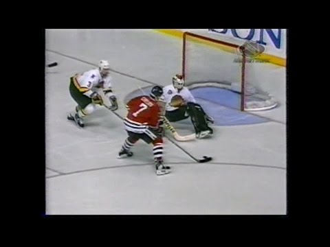 Blackhawks @ Canucks - Game 3 1995 Playoffs