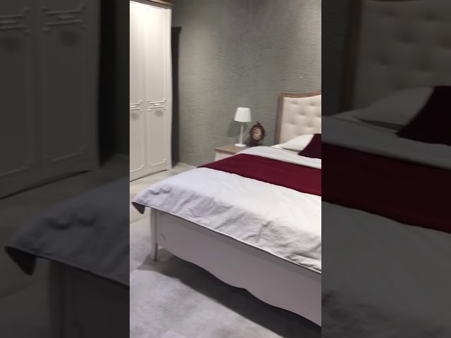 غرف نوم كوين من نيوكنتري - غرف مزدوجه