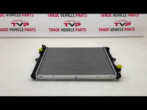 Fits Land Rover Discovery 2 TD5 1999-2004 Radiator Engine Cooling Diesel PCC001070 video