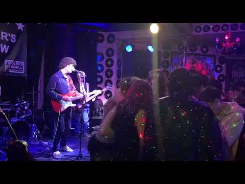 James Schofield live clip at the Fiddler's Elbow, Camden 16/10/22