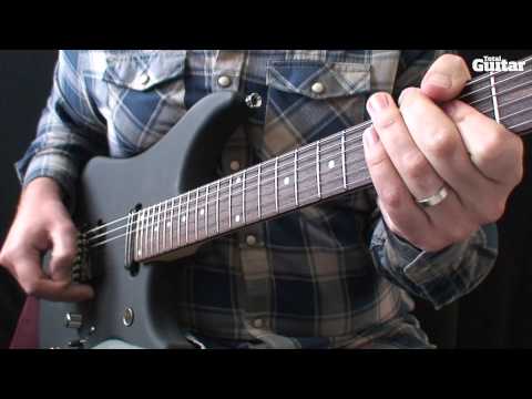 Guitar Lesson: How to play a basic kill switch lick