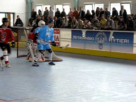 HBK Nitrianski rytieri Nitra - LG TPS Bratislava 4:1 (1:0,2:1,1:0)