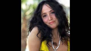 "Golden Loom" (Bob Dylan) performed by Maria Muldaur