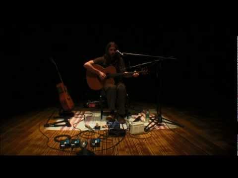 Guy Buttery - Burnside (live) - live looping, maskanda, fingerstyle improvisation