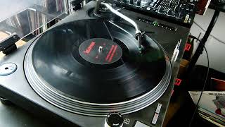 Headman - On and On (Riot In Belgium Remix)