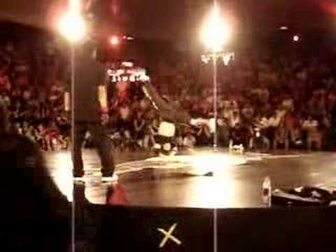 RedBull BC One 2006 - Kaku vs Hong10