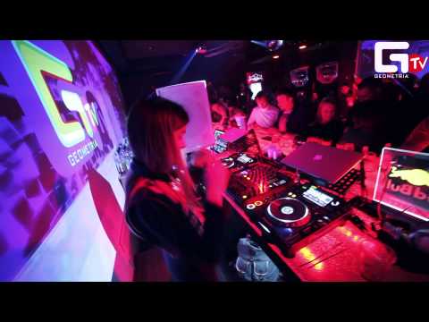 GeometriaTV : Julia Govor : Redbar