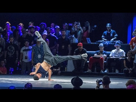 Victor VS Moy - Semi Finals - Red Bull BC One North American Final 2015