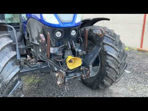 NEW HOLLAND T7.210 4WD TRACTOR - Image 2
