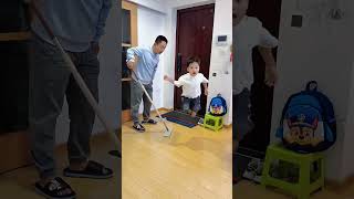 儿子是怎么做到脚不沾地飞到床上的 #喜爱度激励计划 #funny