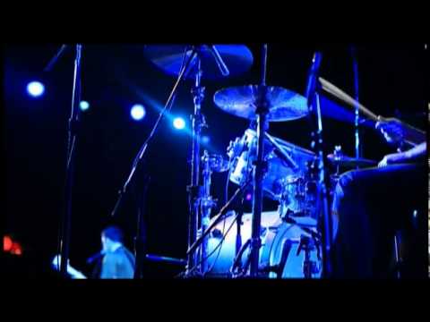 Cars 2: Video Musical "You Might Think" - Weezer