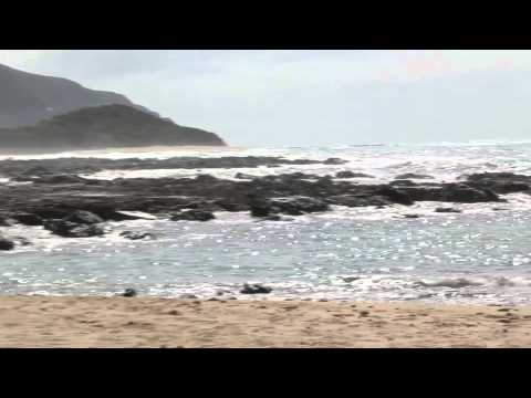 Paddle Trainer riding Great Ocean Road Point Break.m4v