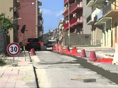 STRADE DISSESTATE, SCRIMALI CHIEDE INTERVENTI URGENTI 28 07 2015