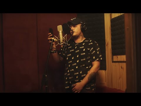 MIRANDA x ZEBALLOS x MILI MILANSS - HASTA EL TOP (PROD. RAUL NADAL)