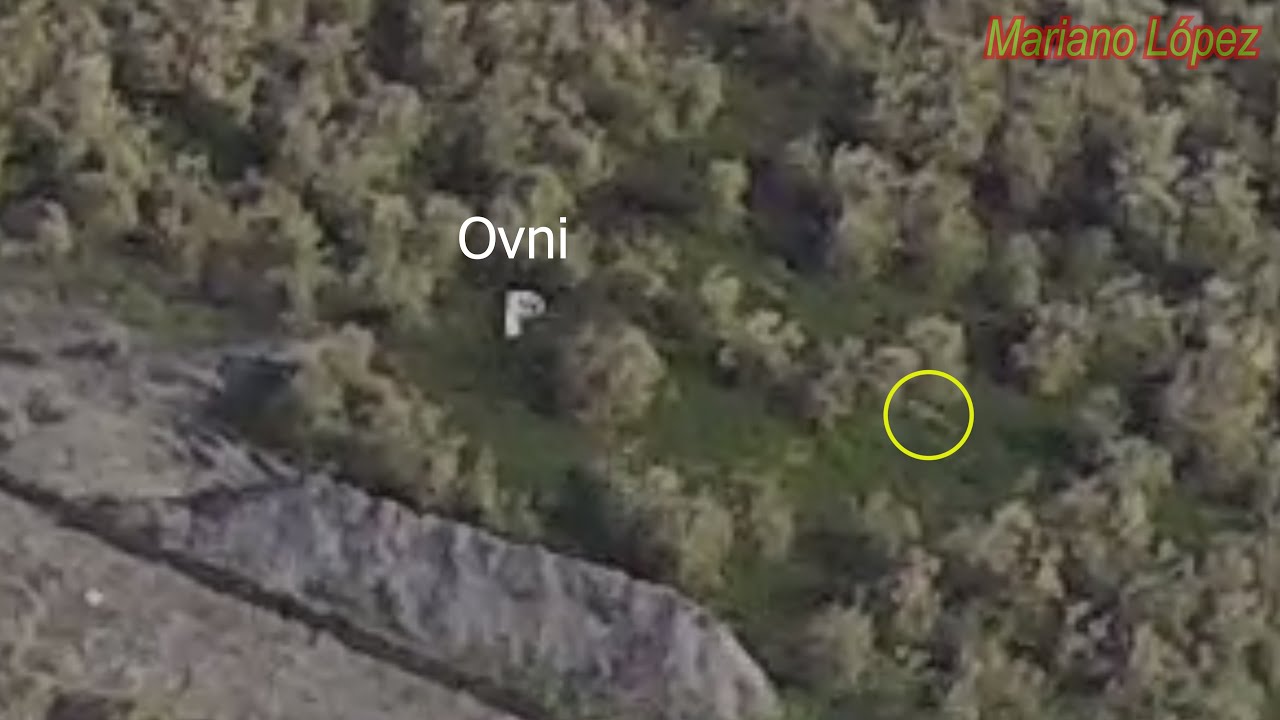 4K – UFO is FOLLOWED BY MYSTERIOUS OBJECT (filmed from a drone) – UFO sightings