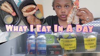 WHAT I EAT IN A DAY| 4 months post vsg surgery| 70 pounds down