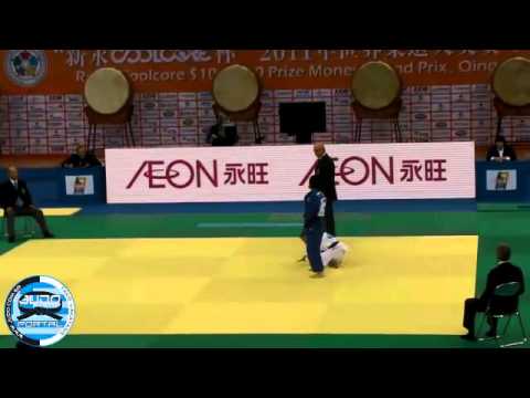 Judo Grand Prix Qingdao 2011 -48kg VAN SNICK (BEL)-TODA Miri (JPN)