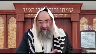 סוד האור של כסלו מול "חשכה גדולה" של יוון (הרב יצחק ישראלי) - התמונה מוצגת ישירות מתוך אתר האינטרנט יוטיוב. זכויות היוצרים בתמונה שייכות ליוצרה. קישור קרדיט למקור התוכן נמצא בתוך דף הסרטון