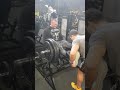 Maximum effort on 1 set on leg extension