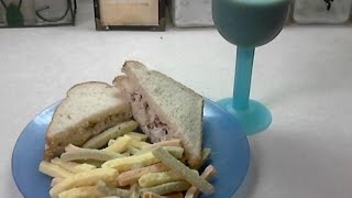 Grub Time : Chicken Pecan Salad