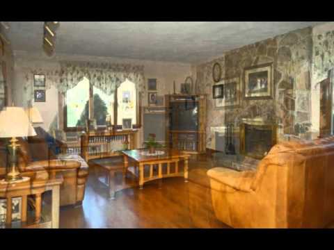 2 Concord Rd, Stoneham, MA 02180